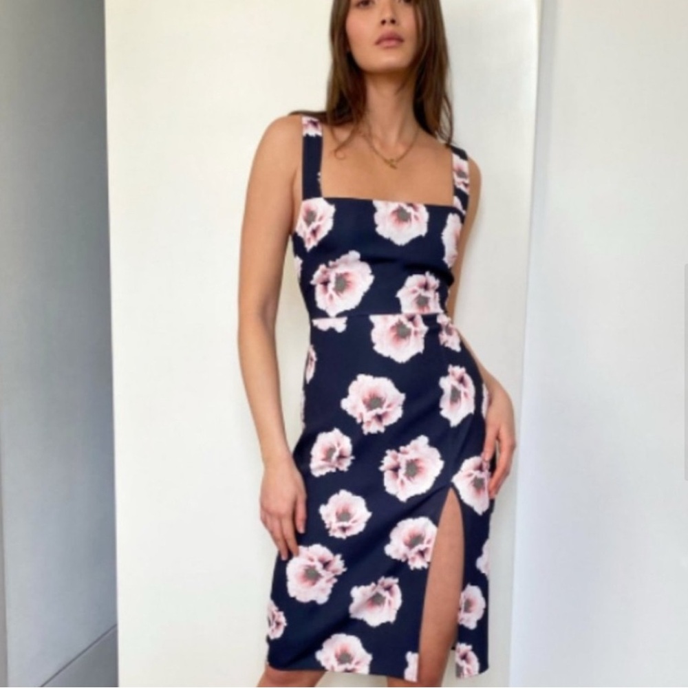 Aritzia | BABATON | 90s Slit Dress